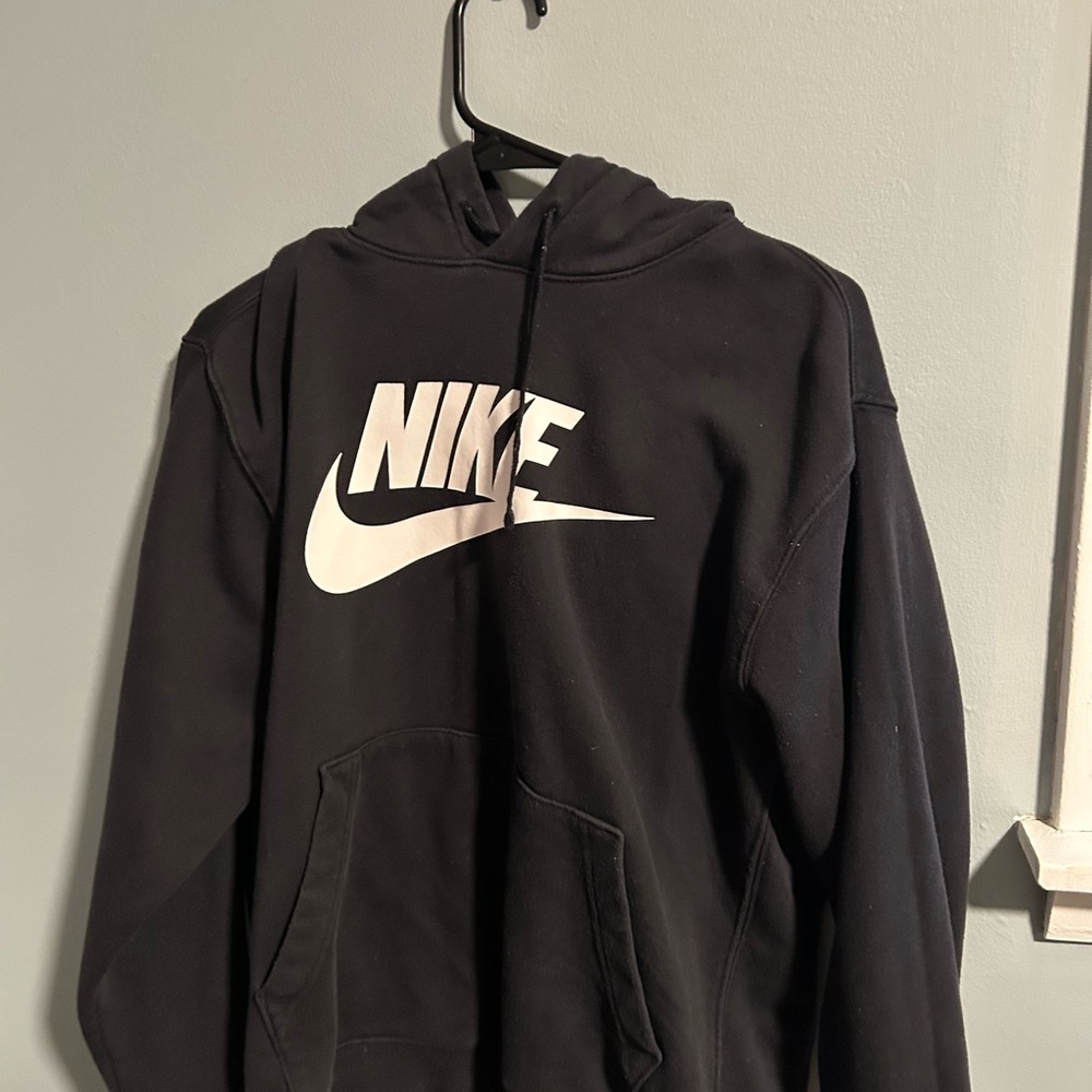 Nike Men's Black and White Hoodie